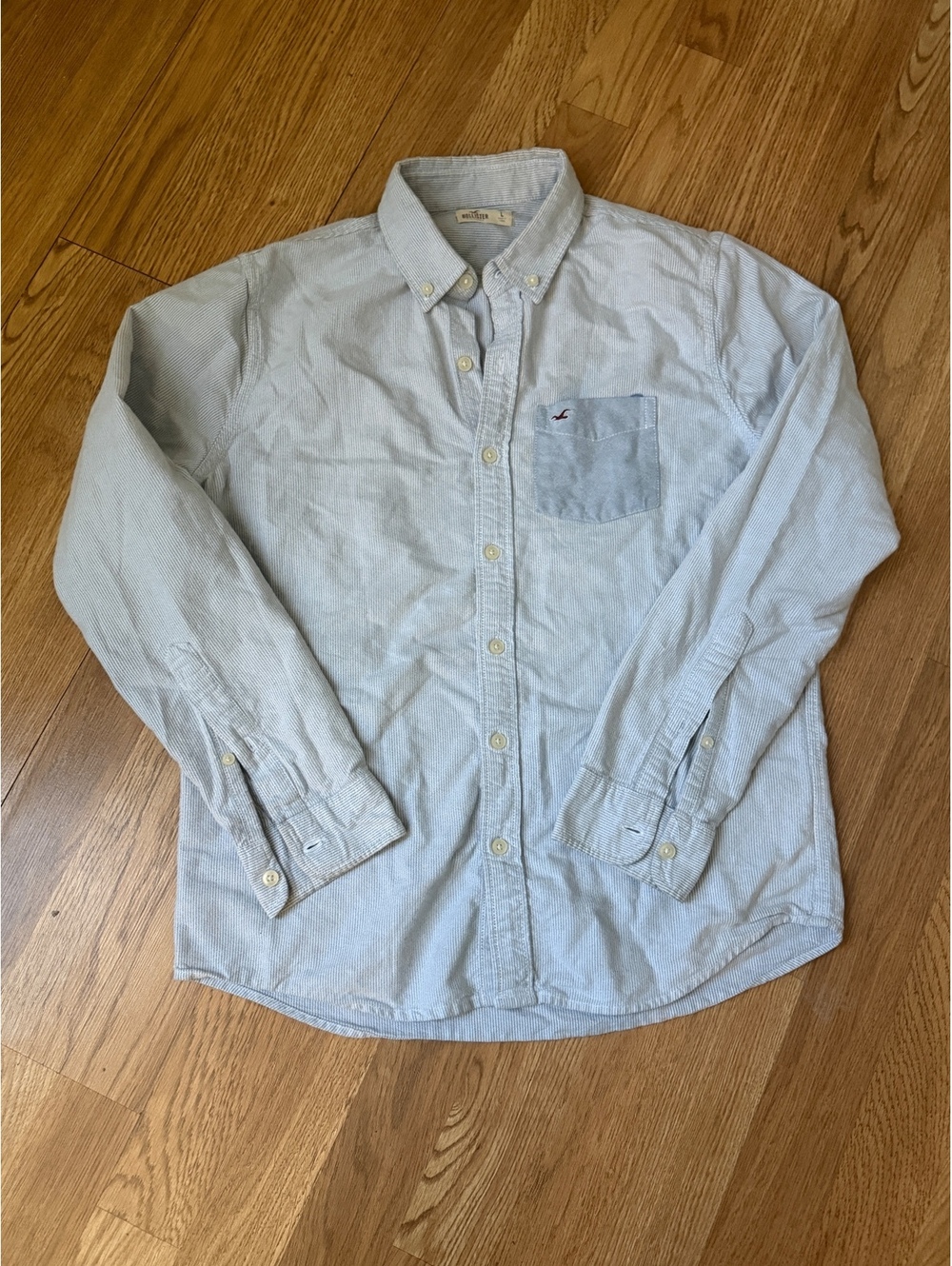 Hollister Men's Long Sleeve Button-Up Shirt Large Light Blue Cotton
